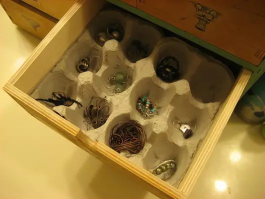 egg carton organizer is best for small things